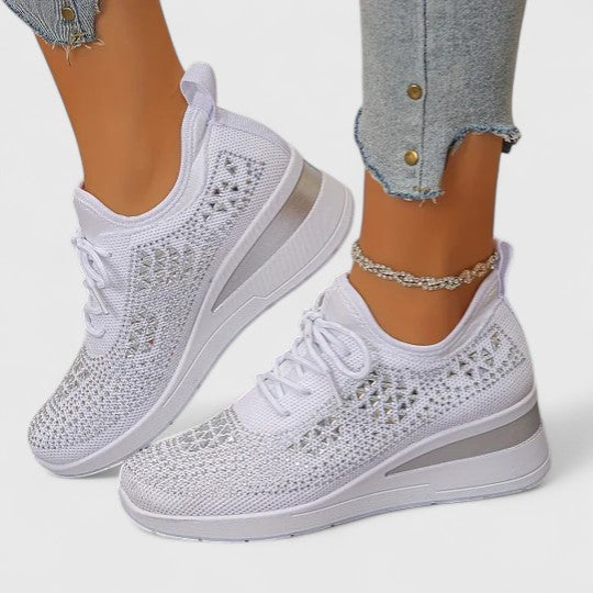 White / 5