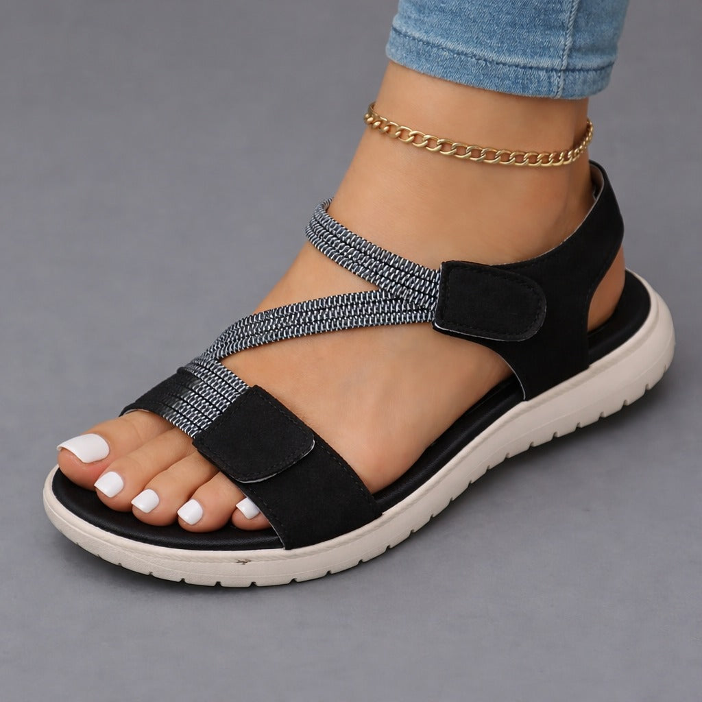 Black / 4