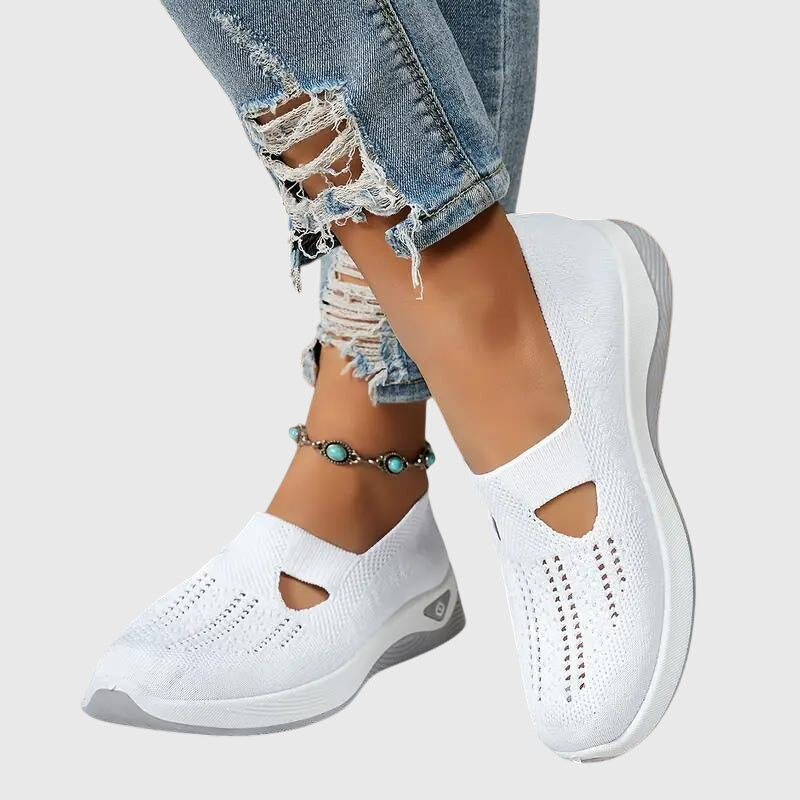 White / 4