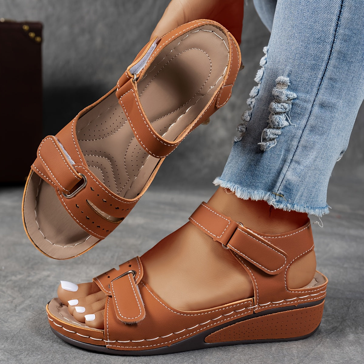 Brown ( Almost Sold Out) / 4