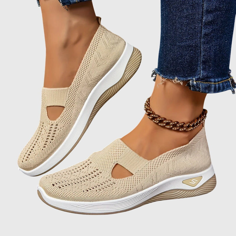 Beige / 4