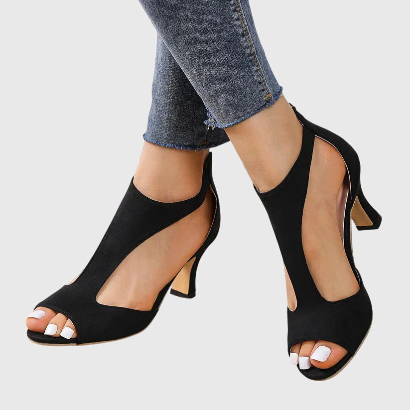 Black / 4