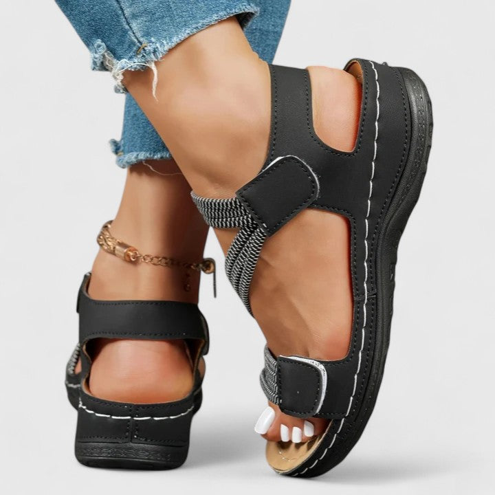 Black / 5