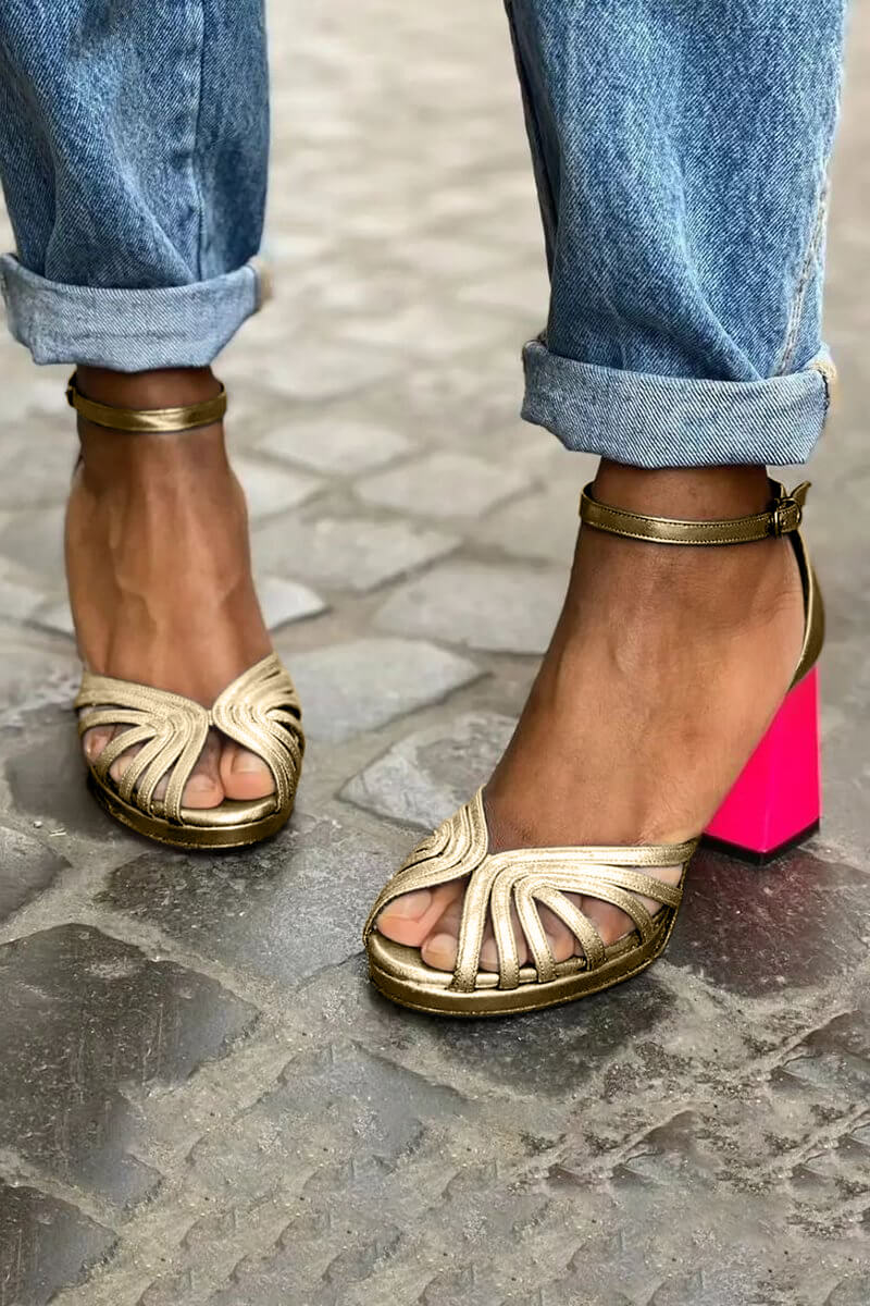 Gold / 4