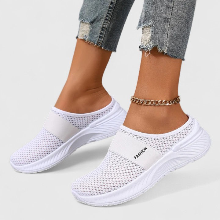 White / 5