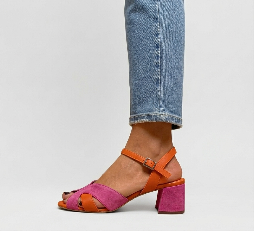 Pink / 4