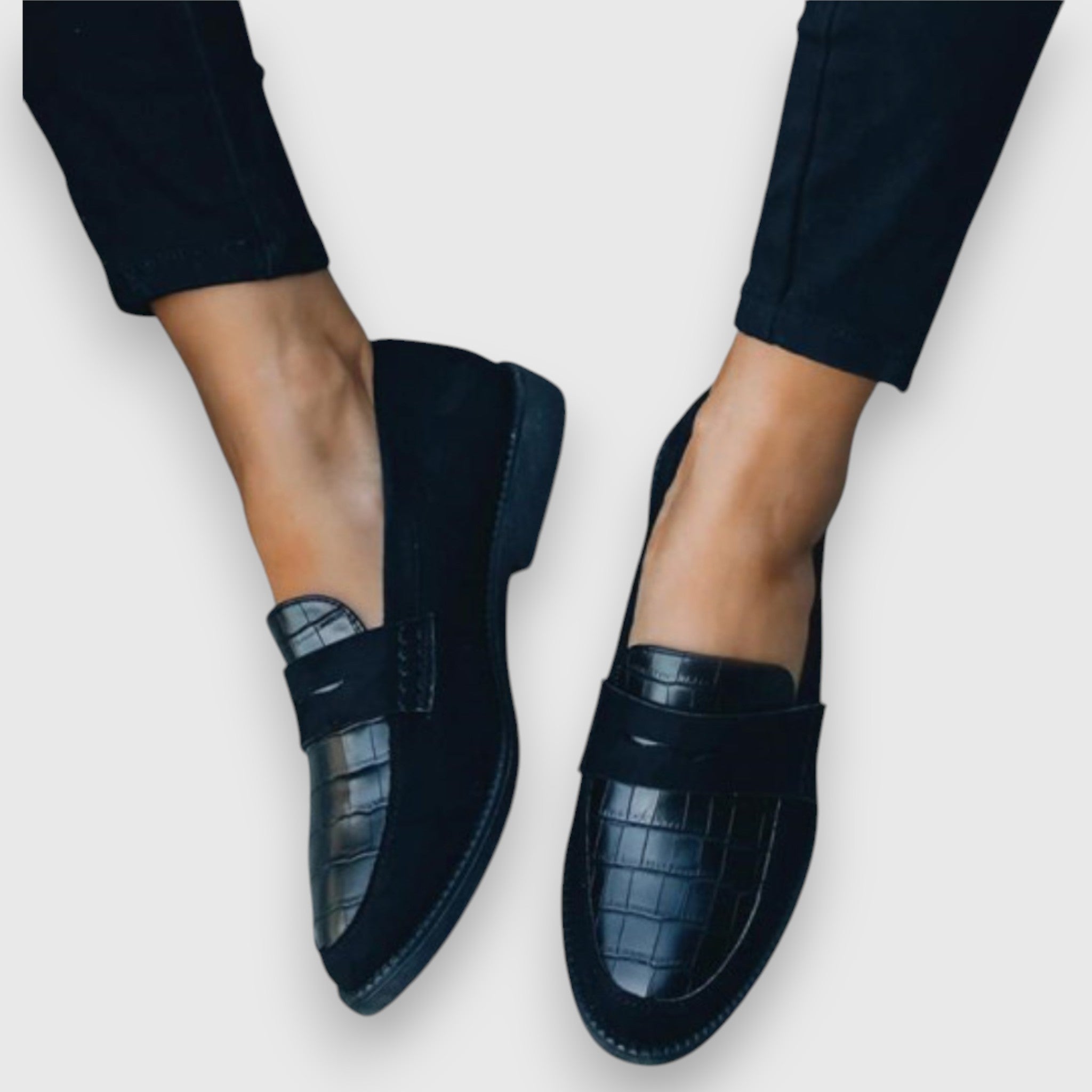 Black / 5