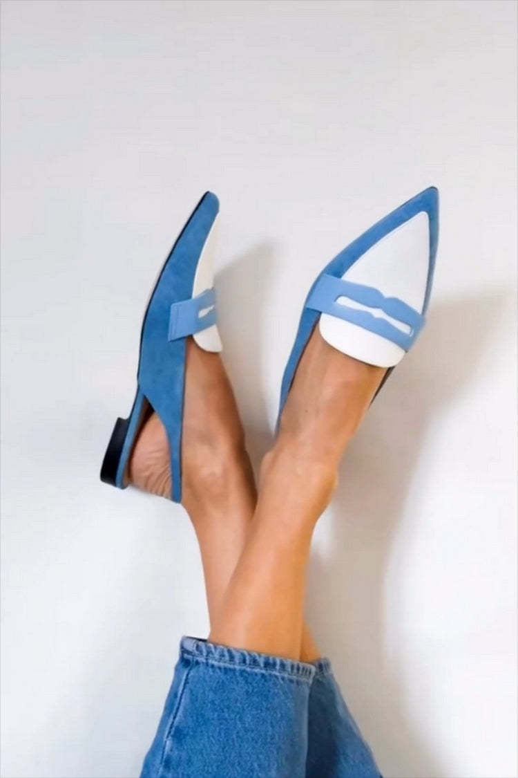 Blue and White / 8.5