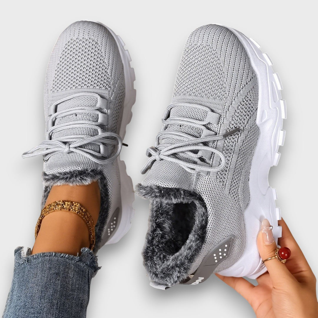 Gray / 4