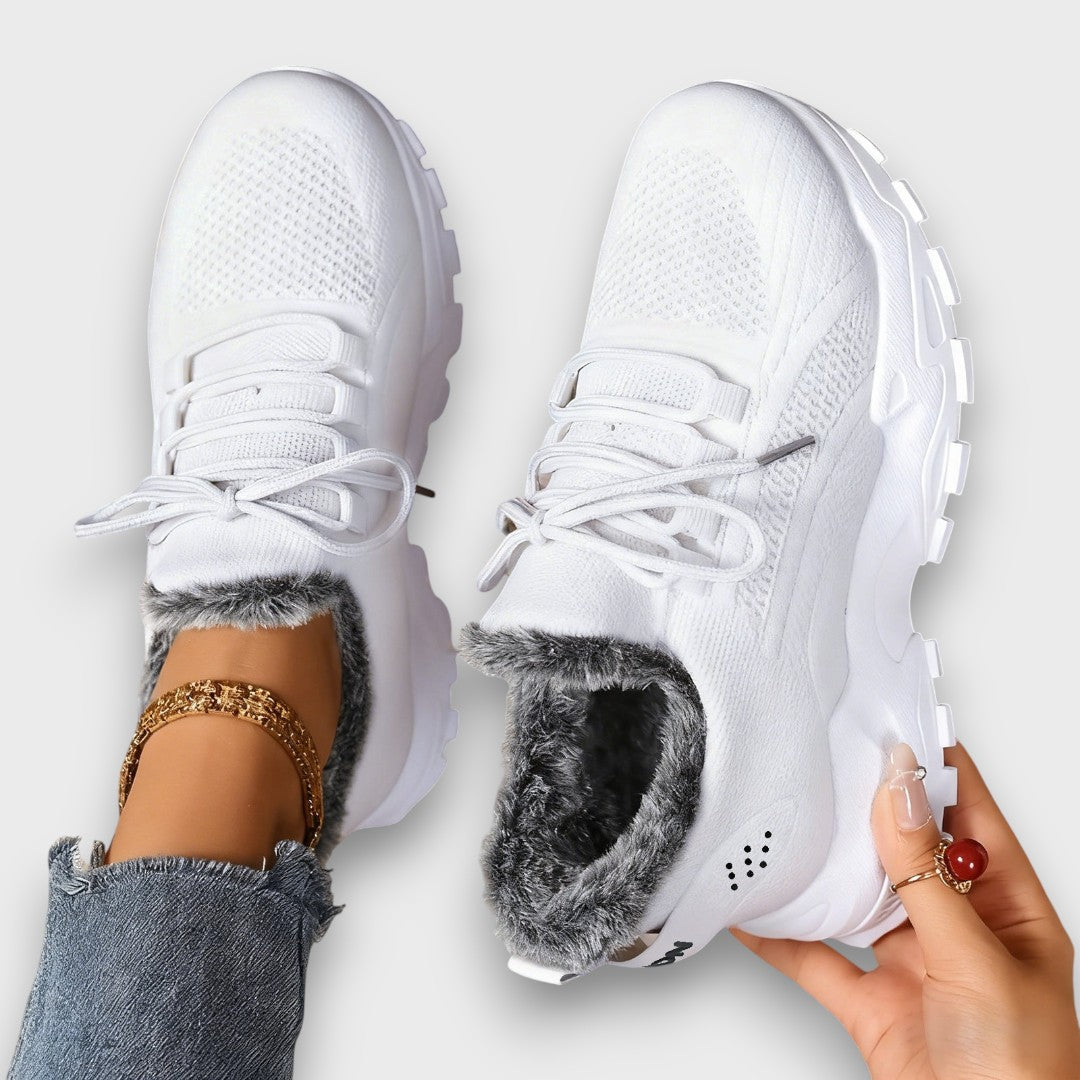 White / 4