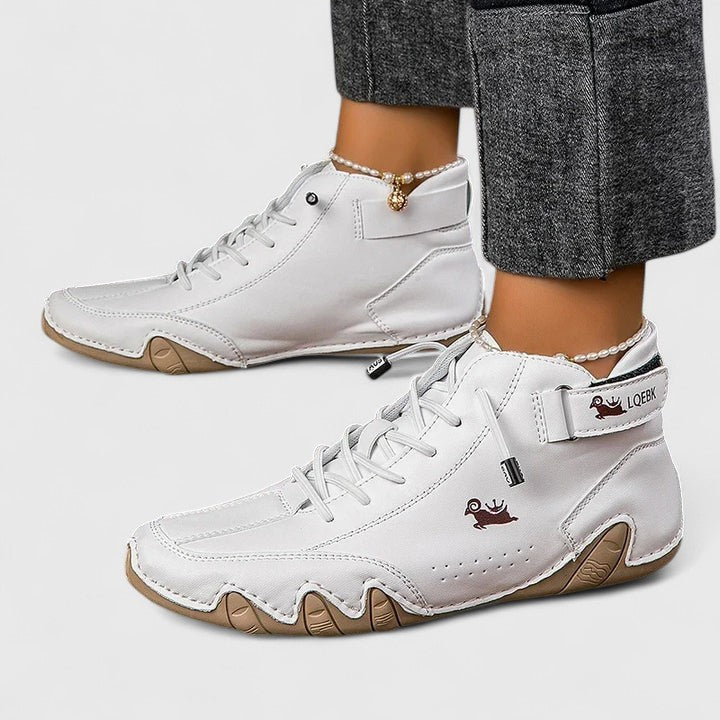 White / 5