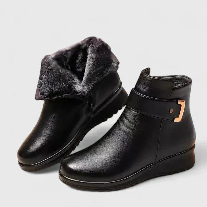 Black Black / 5
