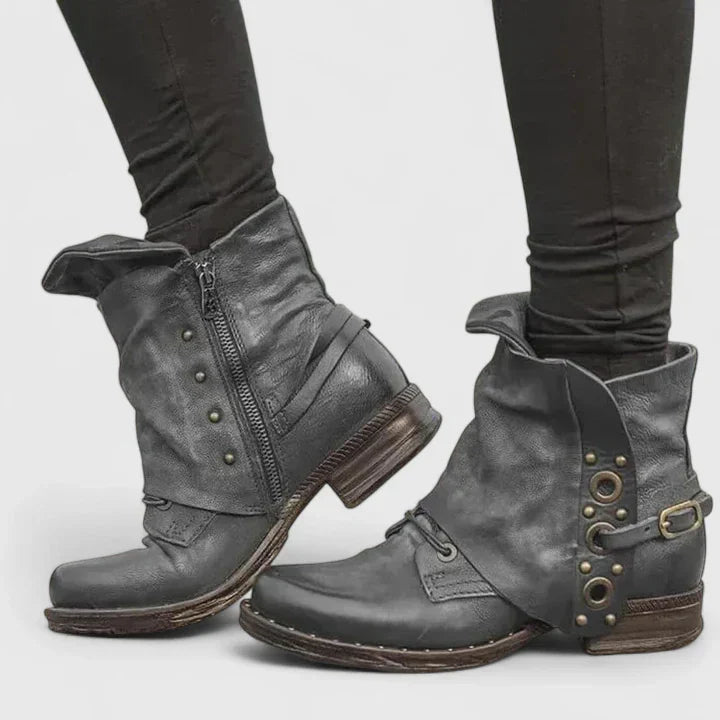 Black / 5