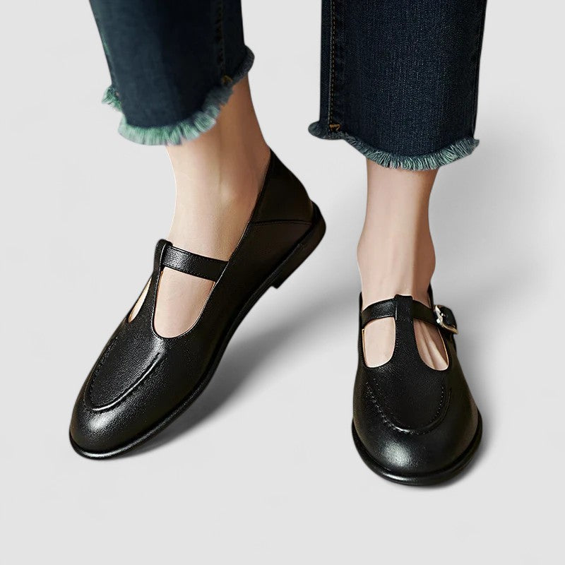 Black / 4