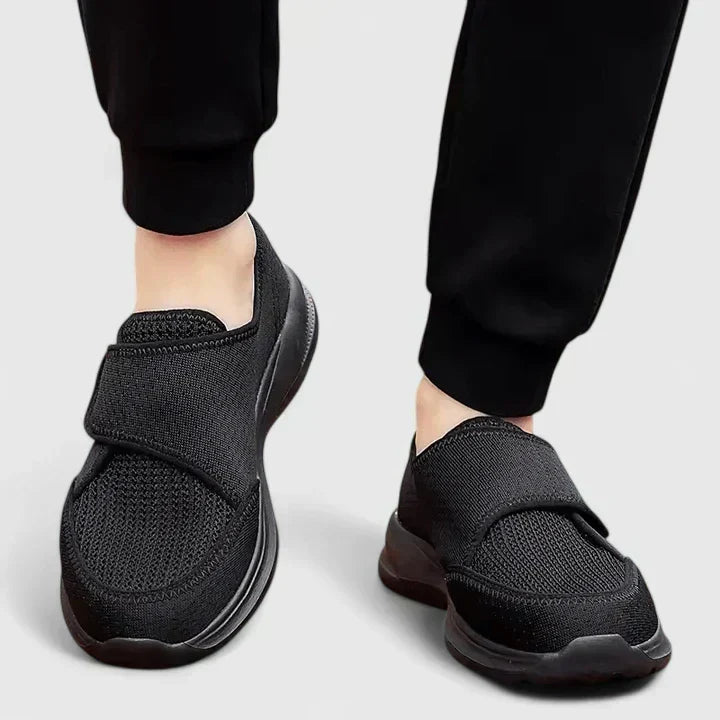 Black / 5