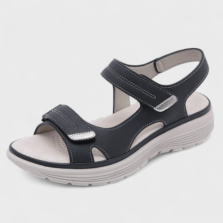 Black / 4