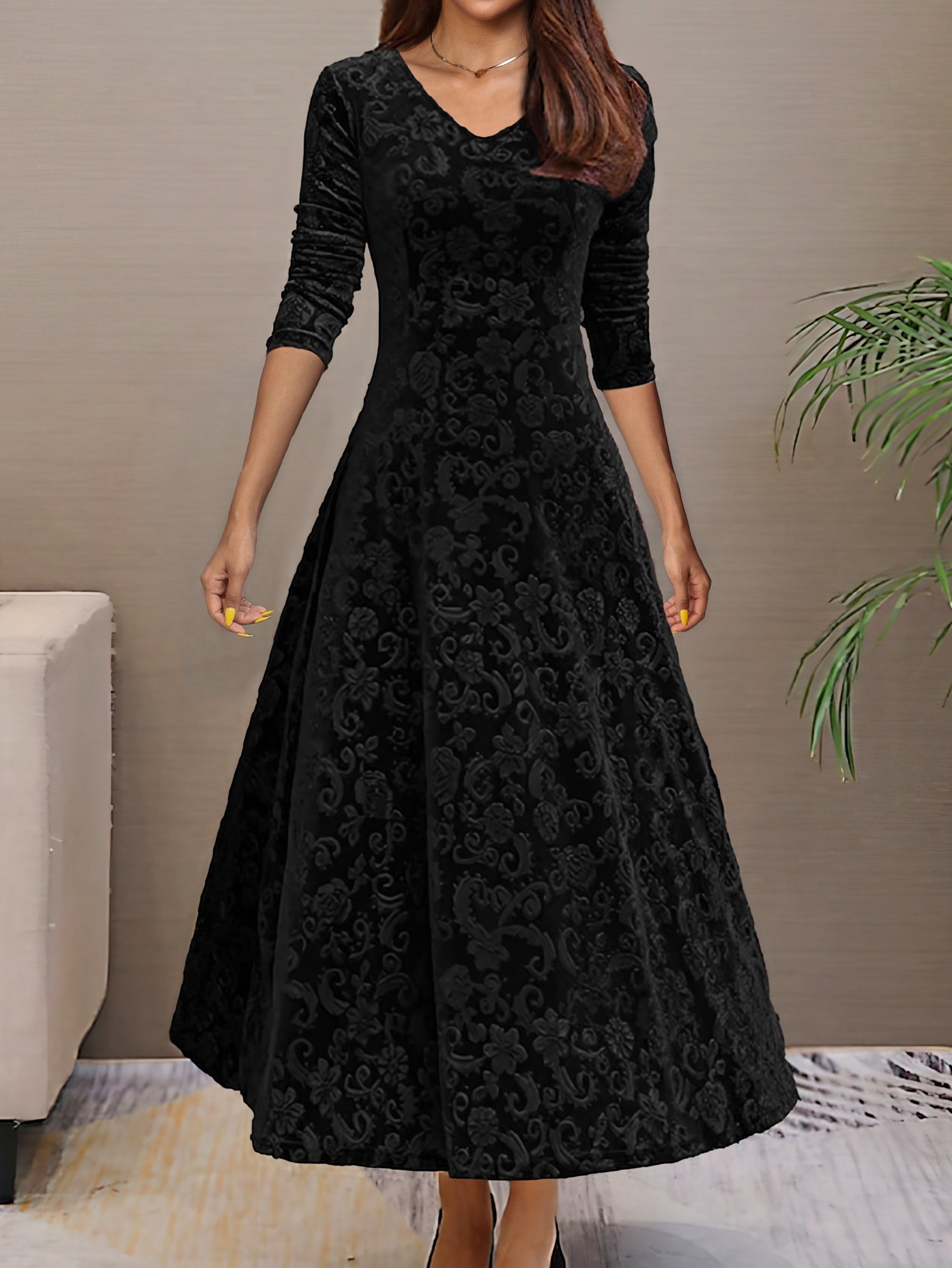 Black / M