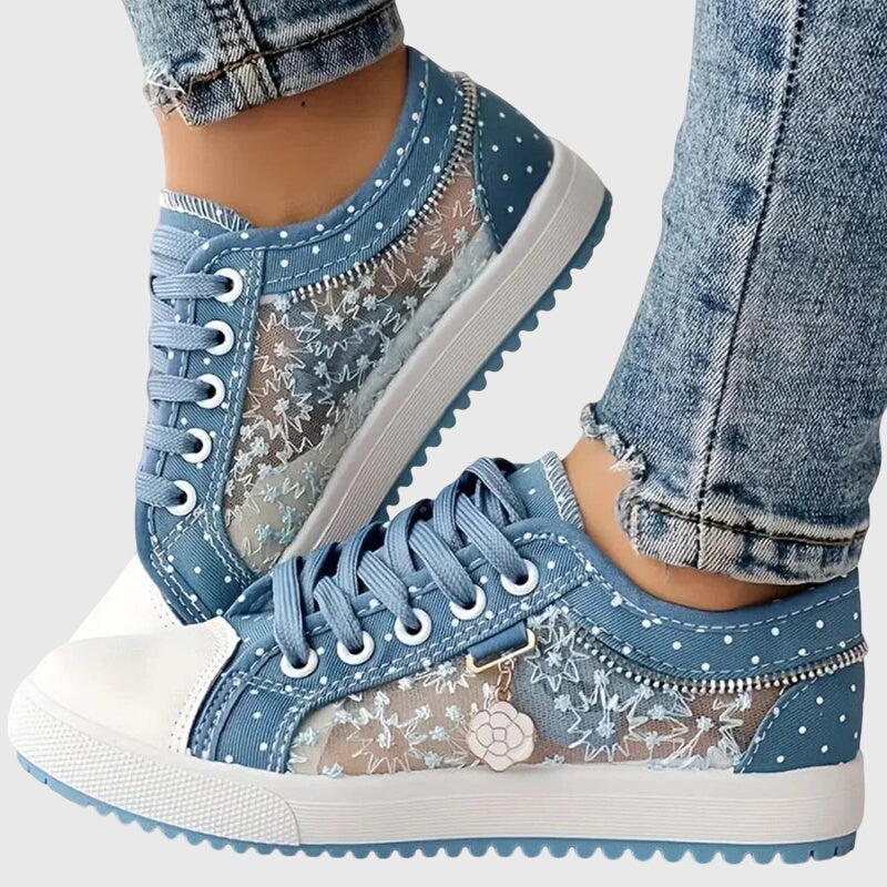 Light Blue / 4