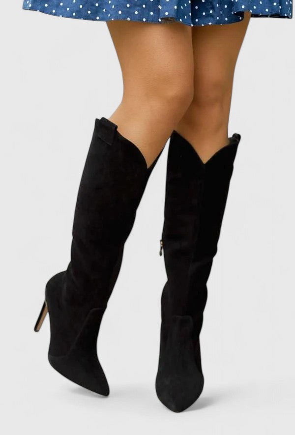 Black Suede / 5