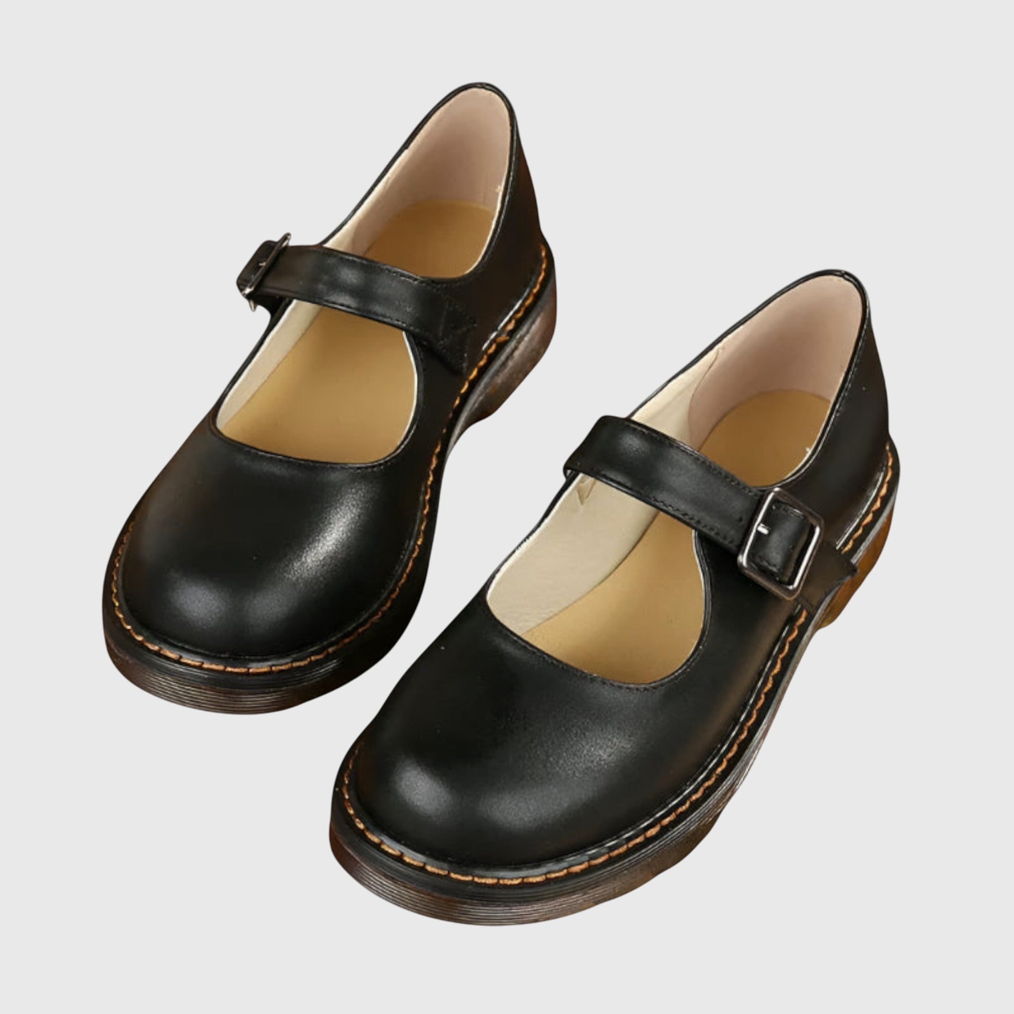 Black / 4