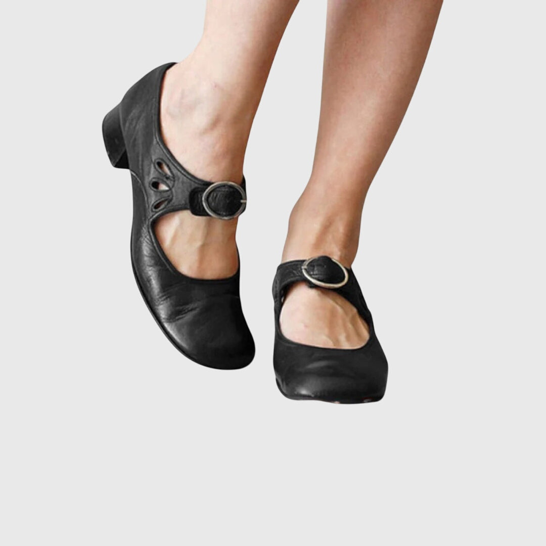 Black / 4