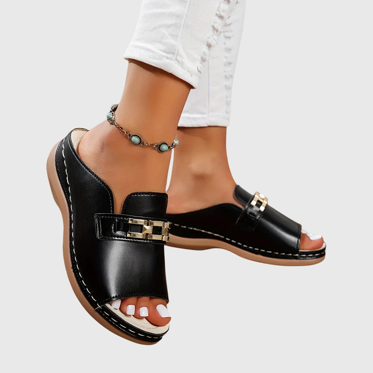 Black / 4