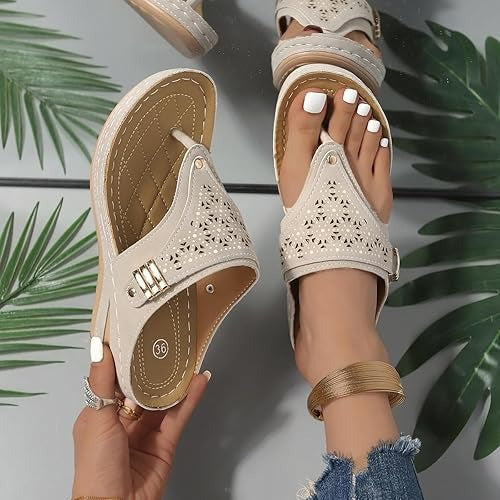 White / 4