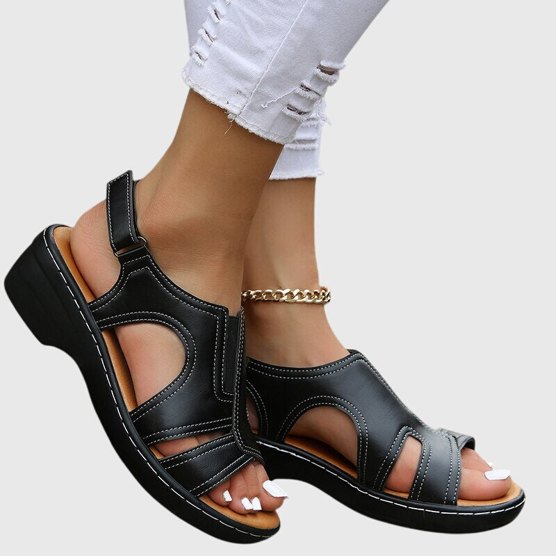 Black / 4