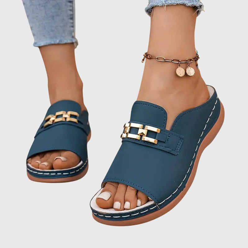 Blue / 4