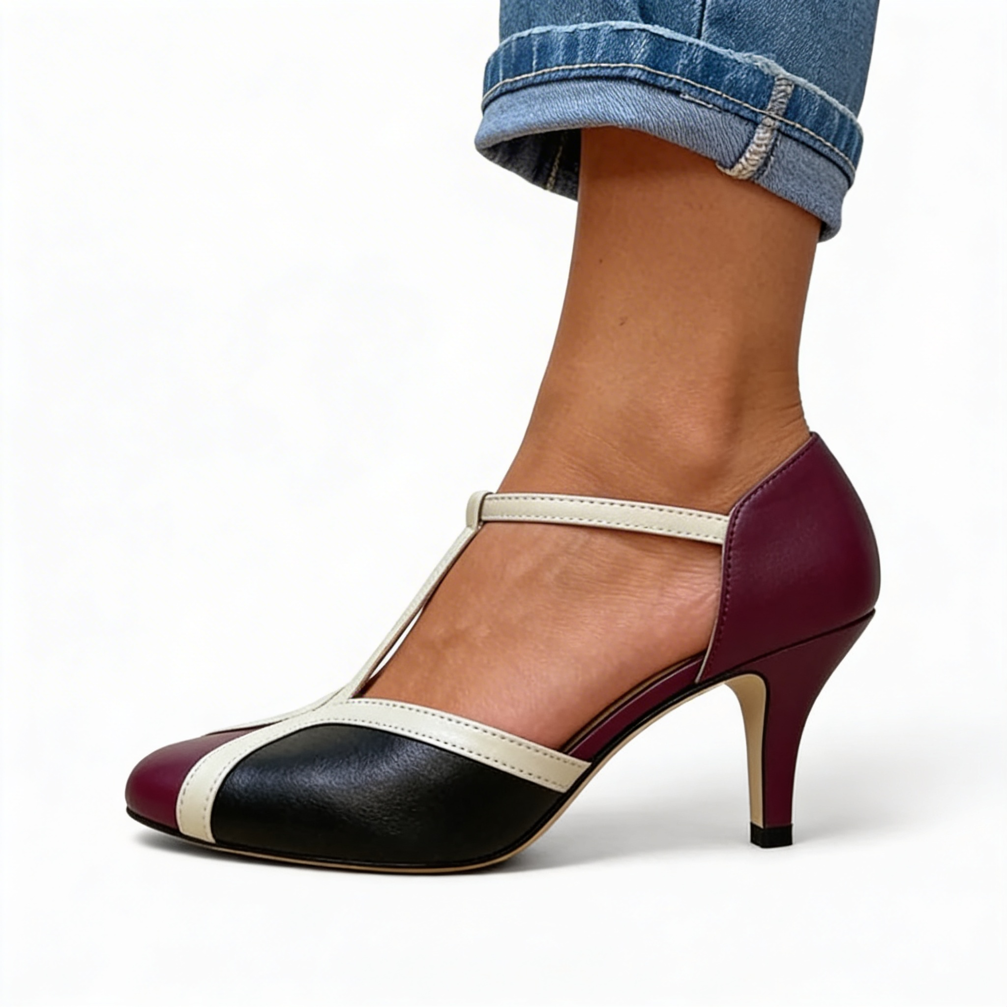 Black / 4