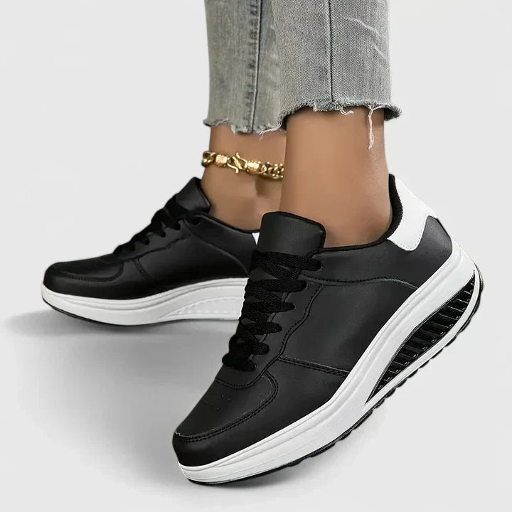 Black/White / 5