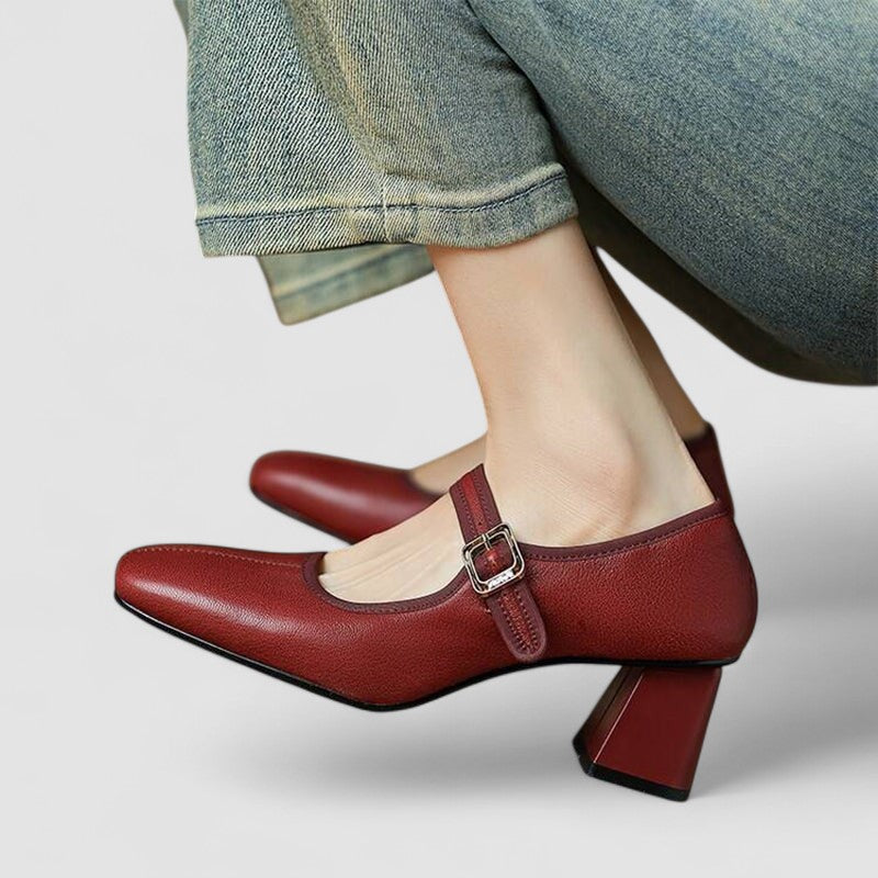 Red / 4